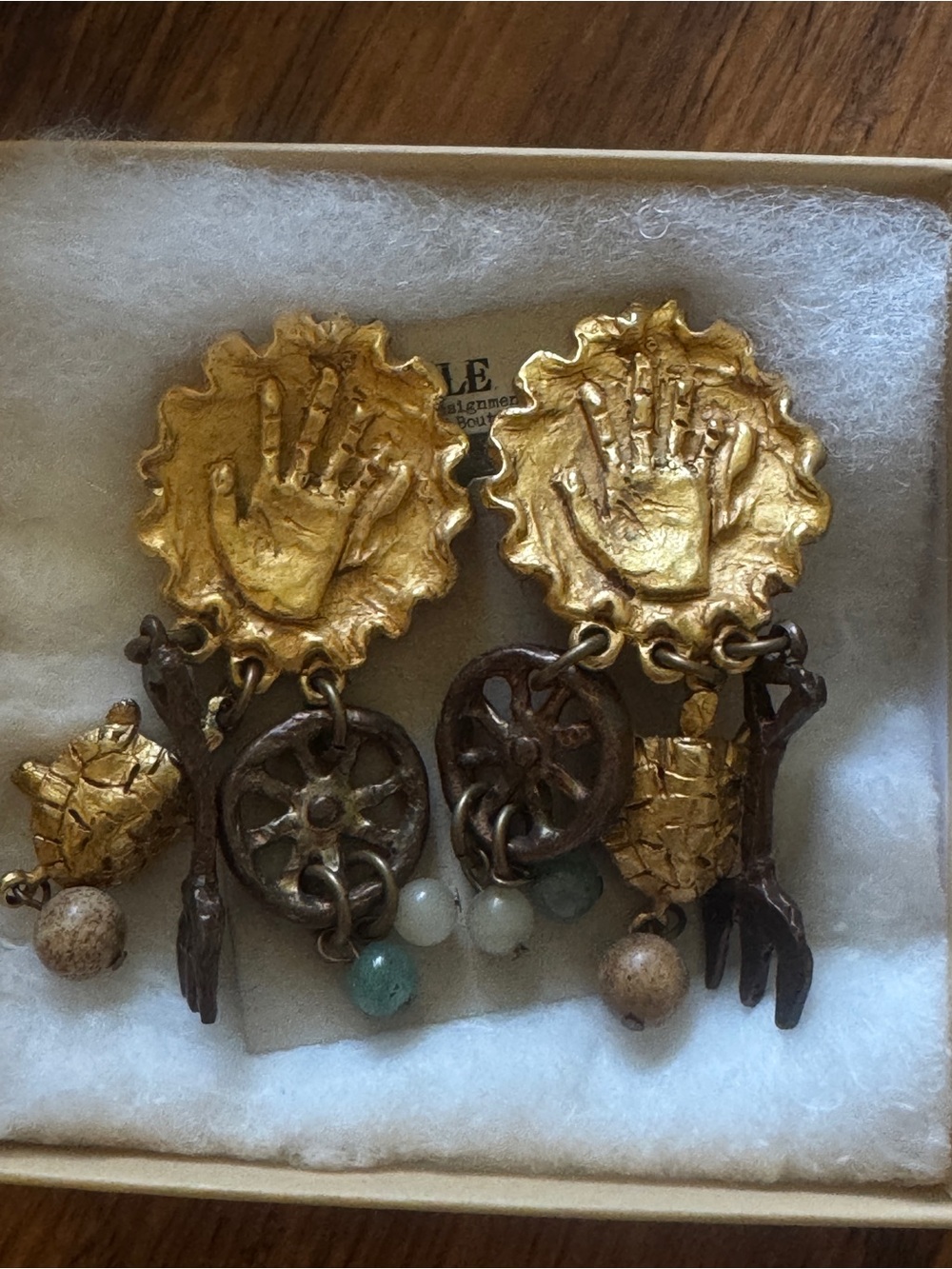 Vintage Kate Hines Gold-Tone Sea Motif Dangle Earclip